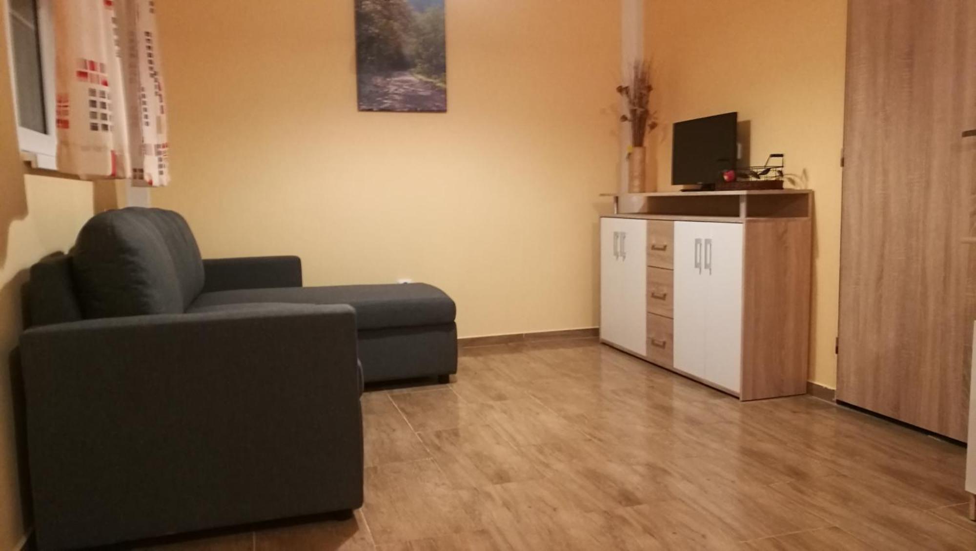 Chaty U Rybnika Brodsky Červený Kostelec Buitenkant foto
